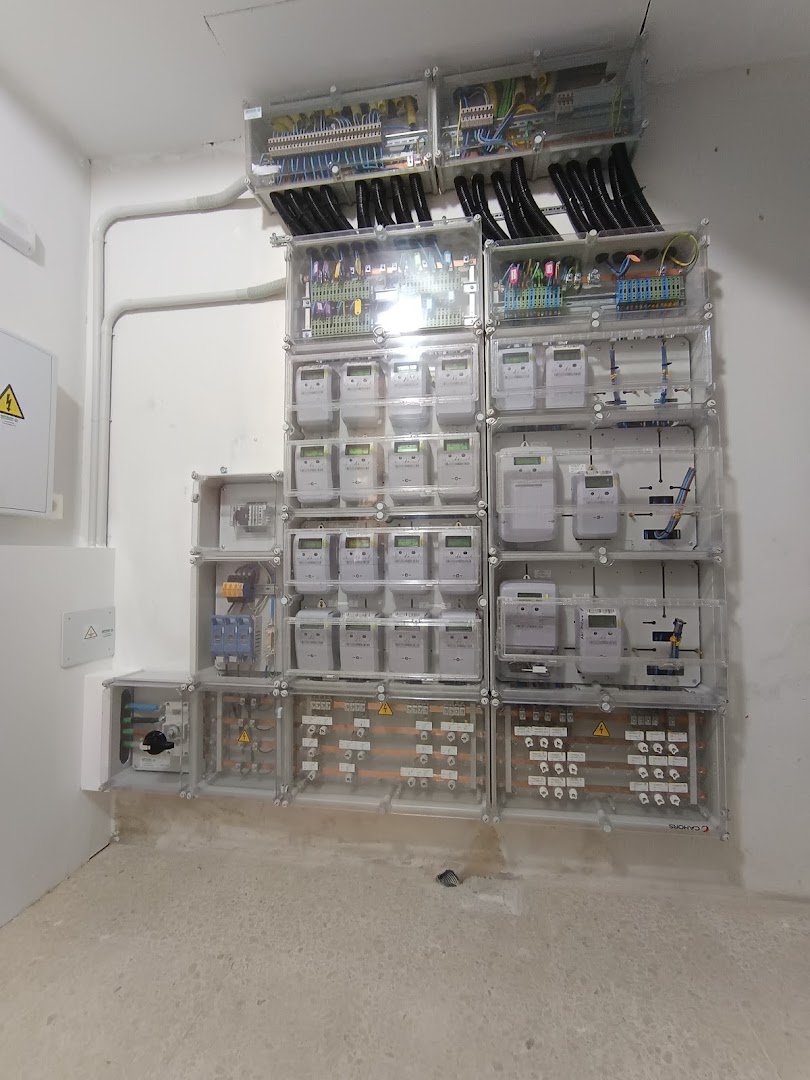 INSTESOL electricidad — Fotos 4